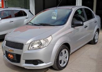 Chevrolet Aveo Usado en Mendoza