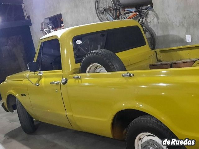 Chevrolet C10 Usada en Mendoza, deRuedas