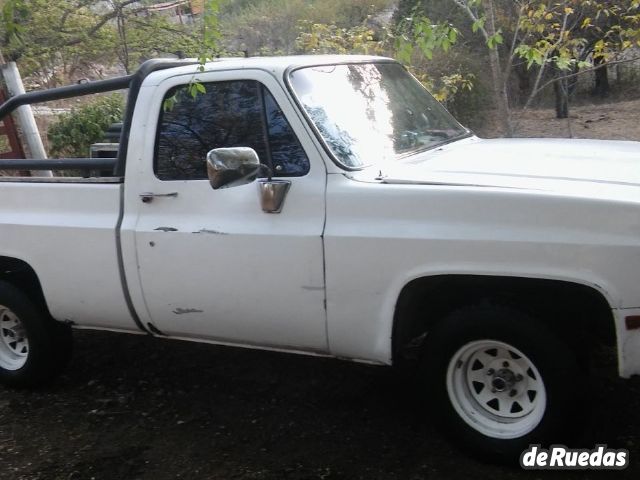 Chevrolet C10 Usada en Córdoba, deRuedas