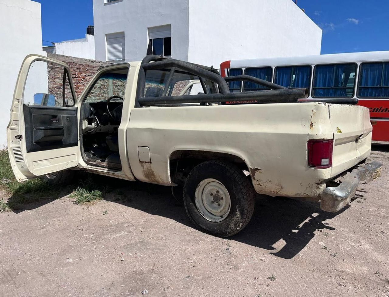 Chevrolet C10 Usada en Buenos Aires, deRuedas