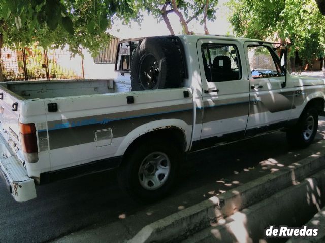 Chevrolet C20 Usada en Mendoza, deRuedas