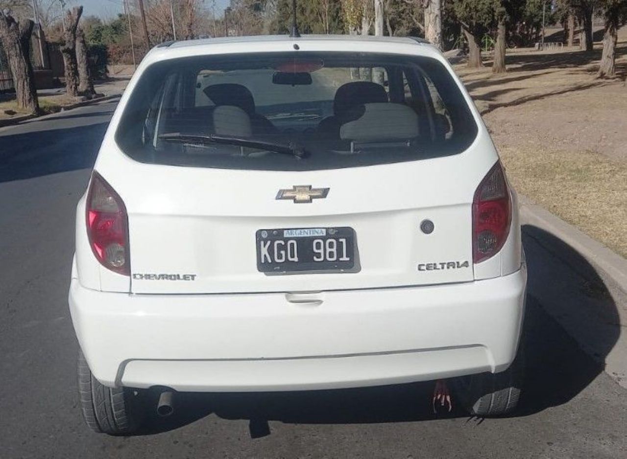 Chevrolet Celta Usado en Mendoza, deRuedas