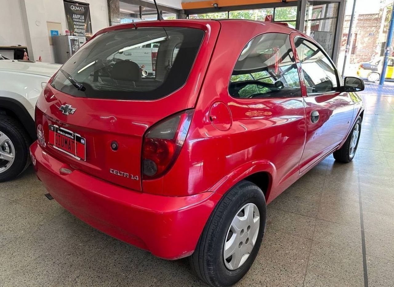 Chevrolet Celta Usado Financiado en Mendoza, deRuedas