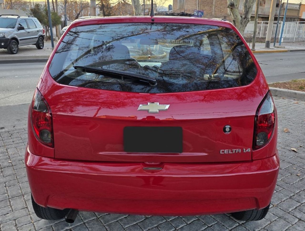 Chevrolet Celta Usado en Mendoza, deRuedas