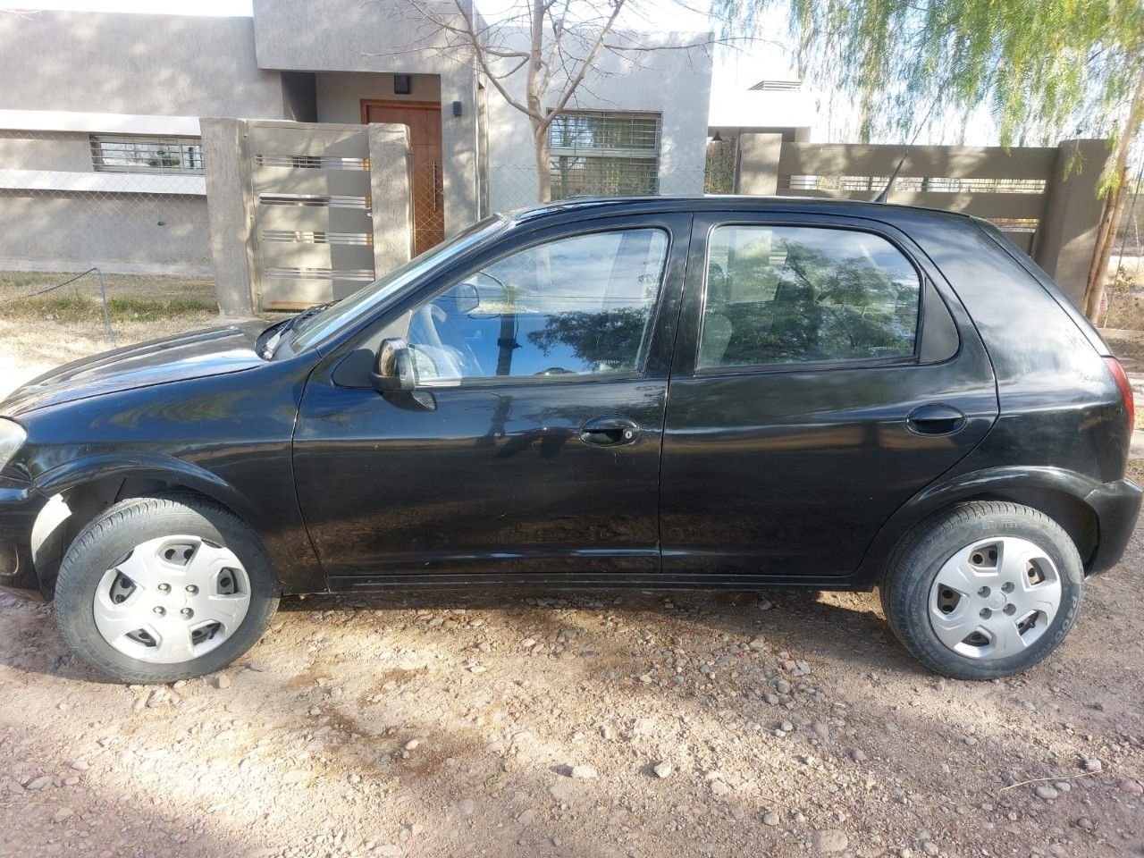 Chevrolet Celta Usado en Mendoza, deRuedas