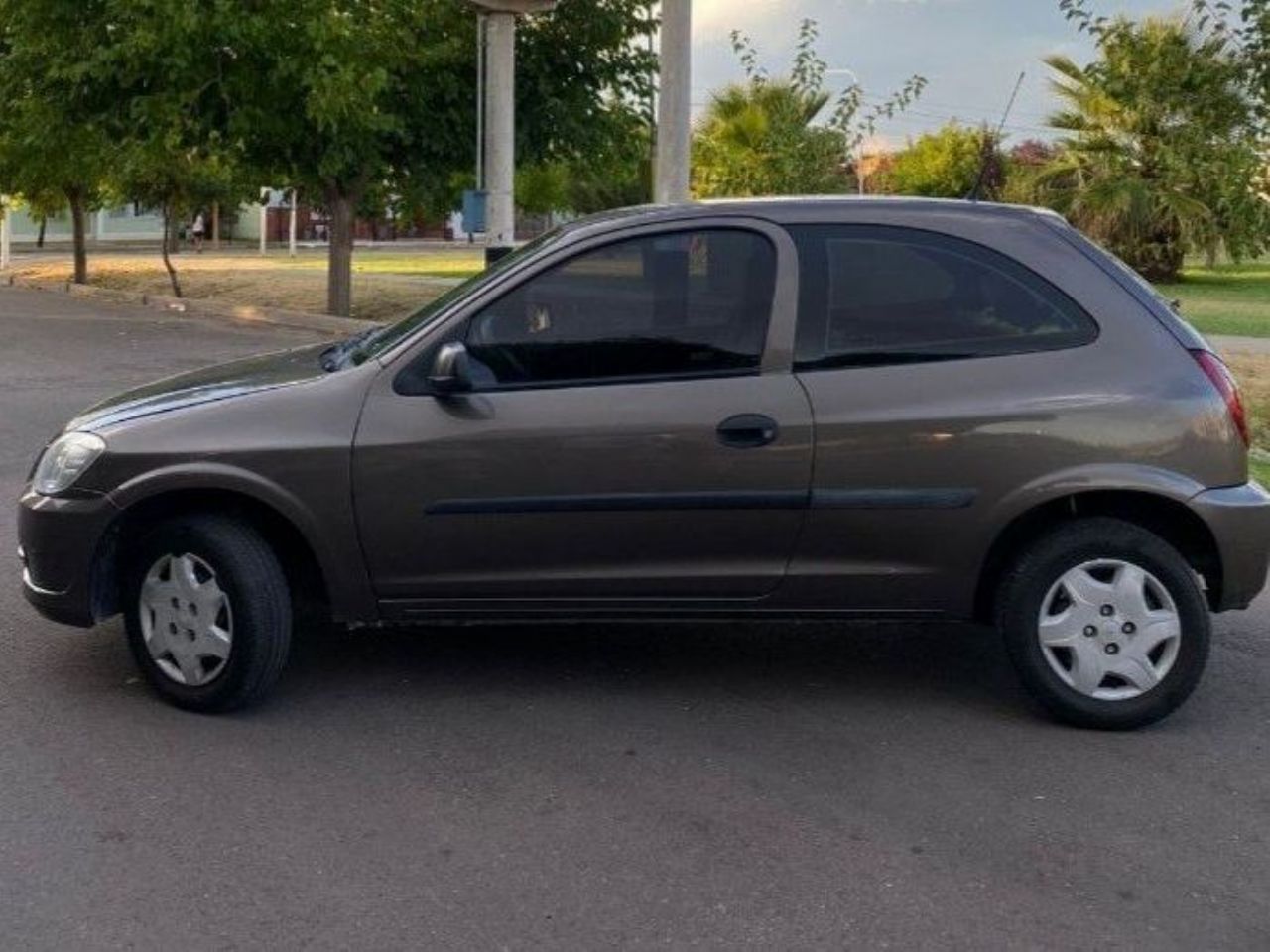 Chevrolet Celta Usado en Mendoza, deRuedas