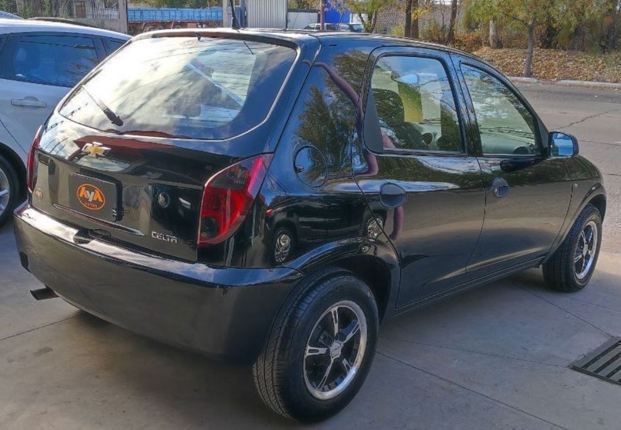 Chevrolet Celta Usado en Mendoza, deRuedas