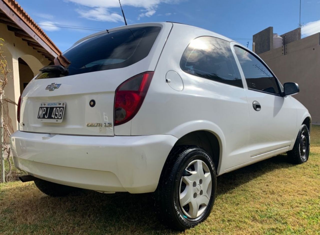 Chevrolet Celta Usado en Mendoza, deRuedas