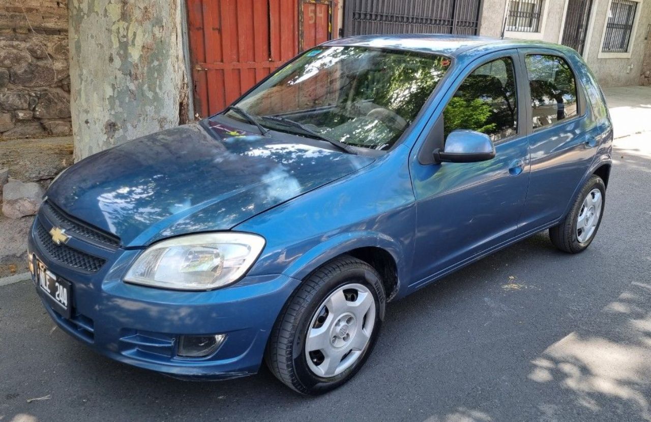 Chevrolet Celta Usado en Mendoza, deRuedas