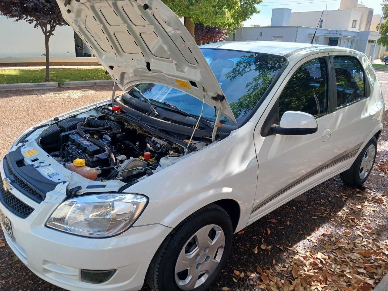Chevrolet Celta Usado en Mendoza, deRuedas