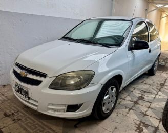 Chevrolet Celta Usado en Córdoba Financiado