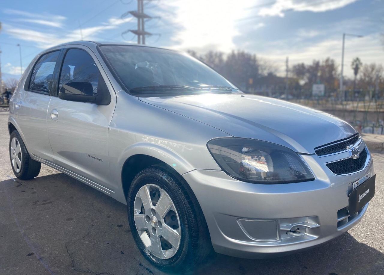 Chevrolet Celta Usado Financiado en Mendoza, deRuedas