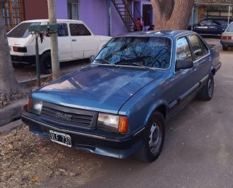 Chevrolet Chevette Usado en Mendoza