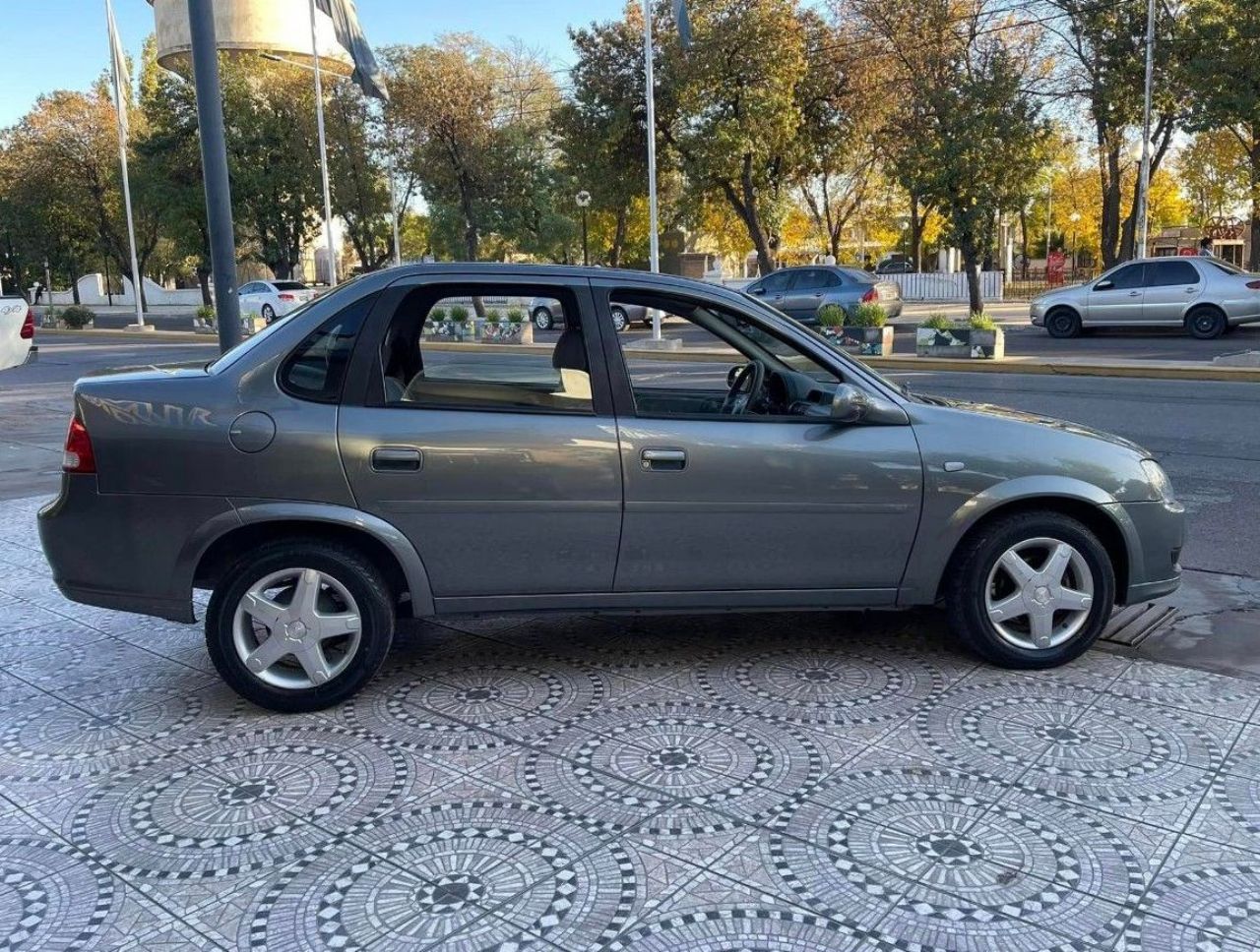 Chevrolet Classic Usado en Mendoza, deRuedas