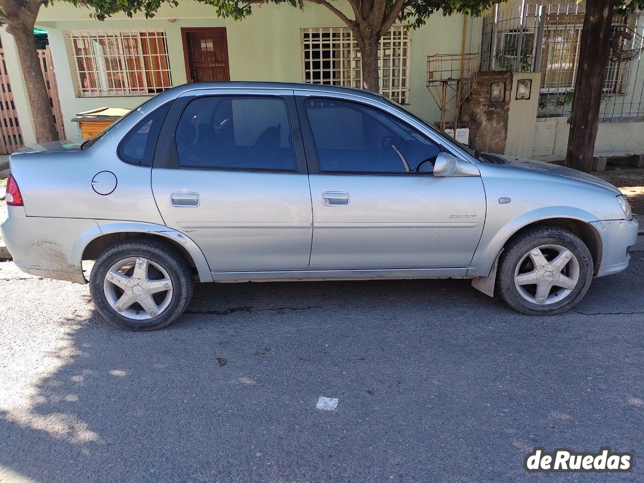 Chevrolet Classic Usado en Córdoba, deRuedas