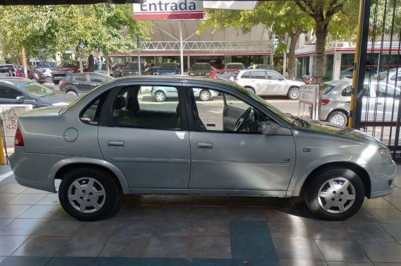 Chevrolet Classic Usado en Mendoza, deRuedas