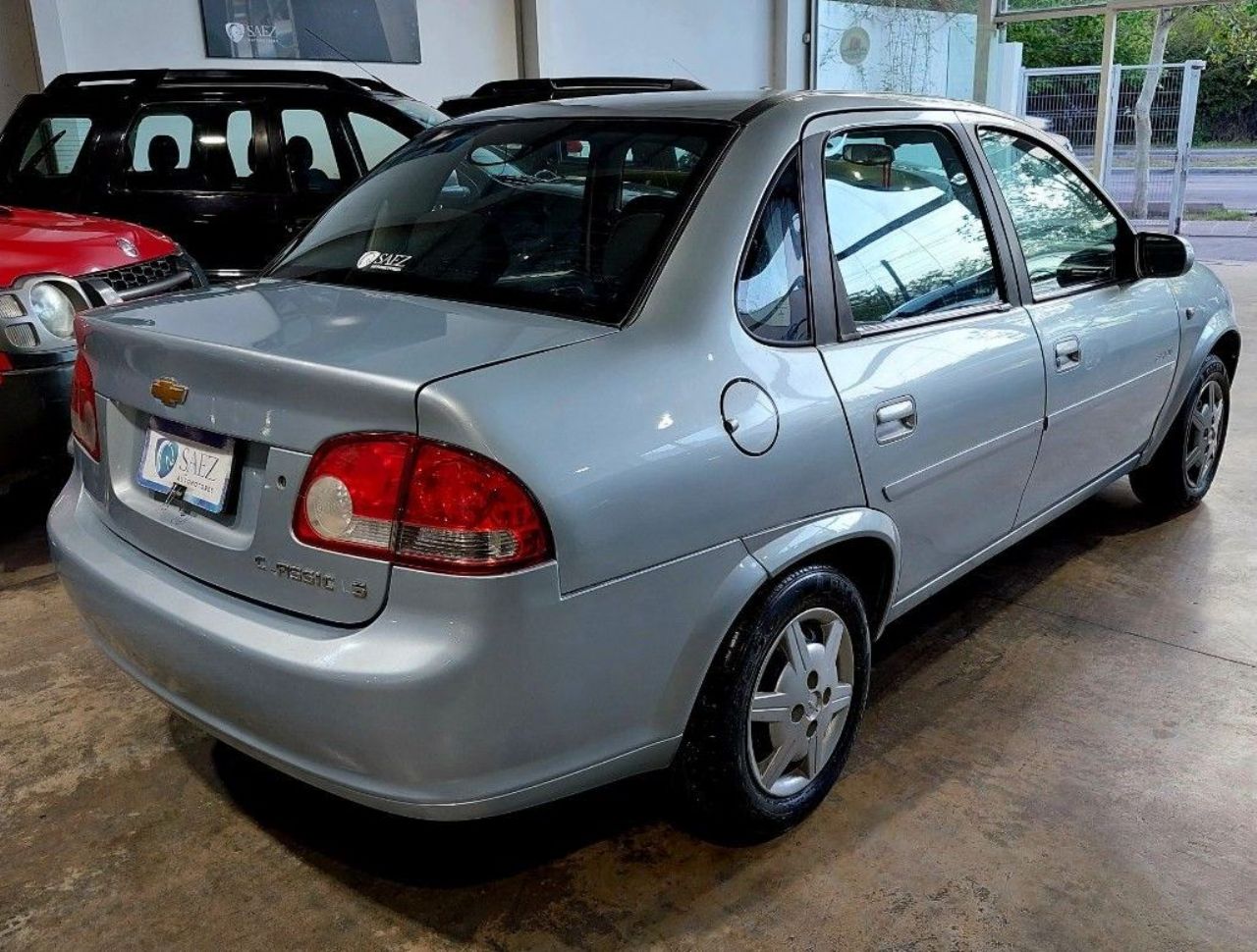 Chevrolet Classic Usado Financiado en Mendoza, deRuedas