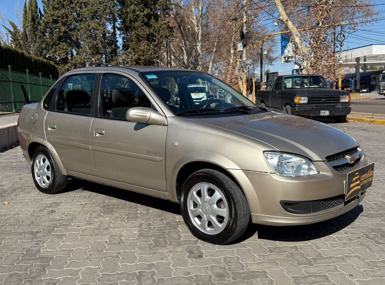 Chevrolet Classic Usado en Mendoza, deRuedas
