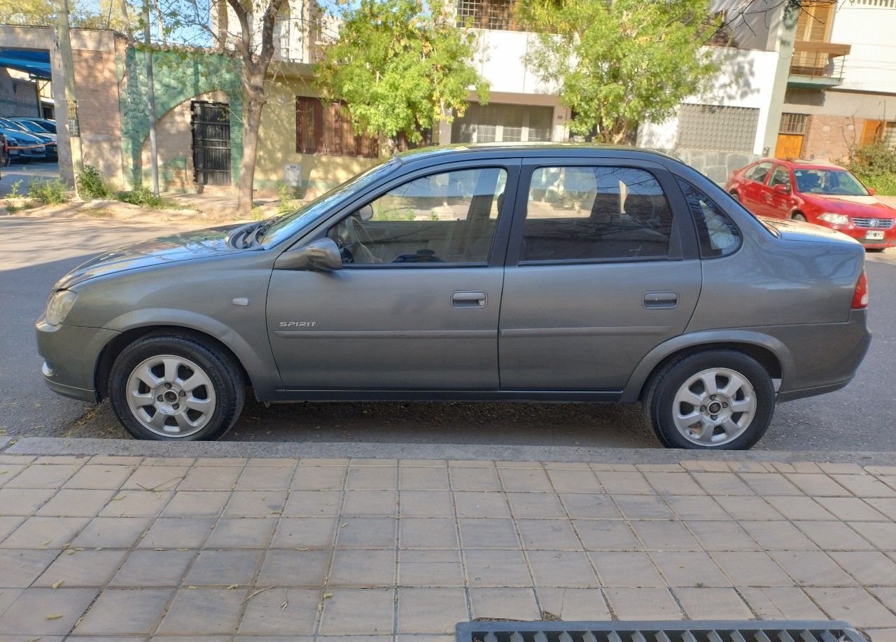 Chevrolet Classic Usado en Mendoza, deRuedas
