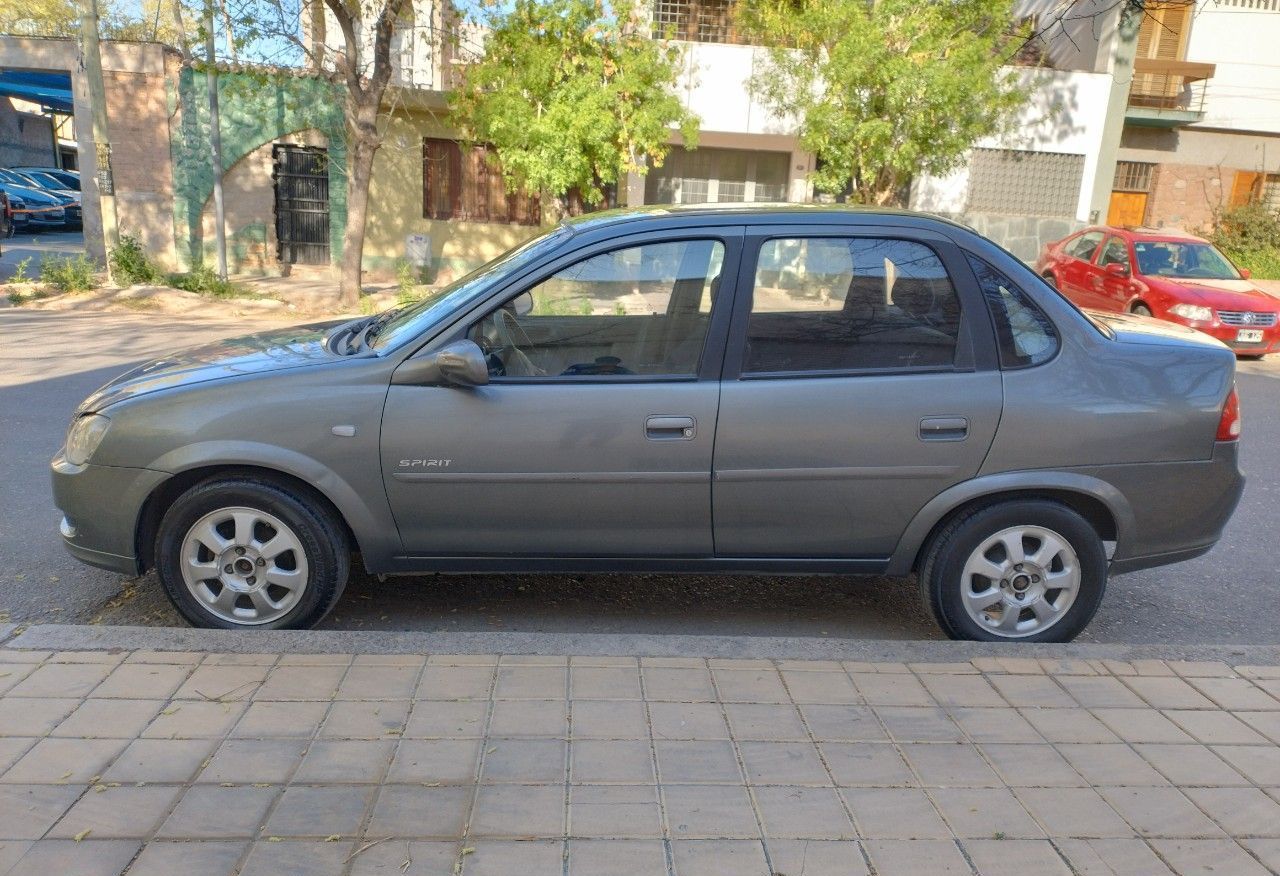 Chevrolet Classic Usado en Mendoza, deRuedas