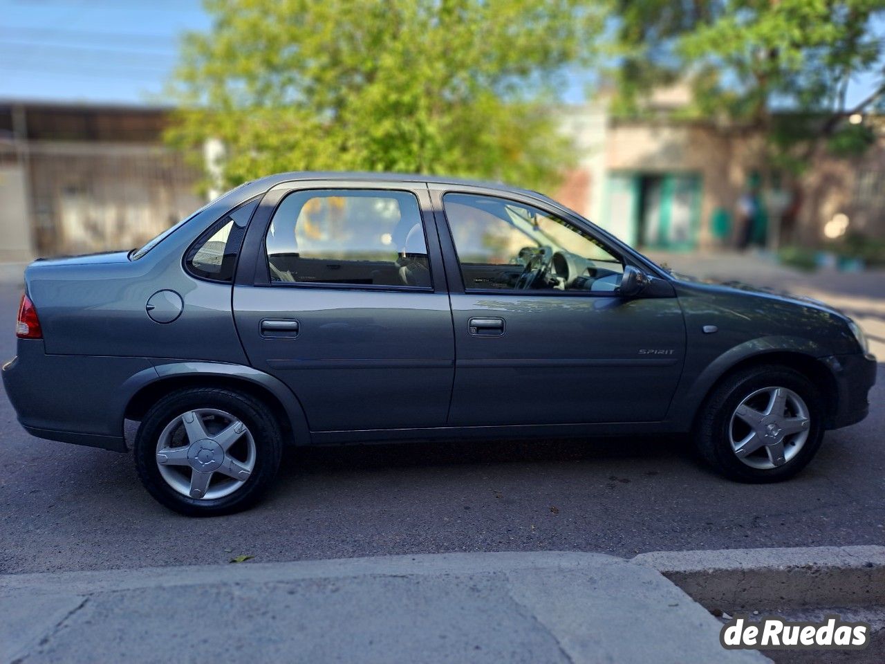 Chevrolet Classic Usado en Mendoza, deRuedas