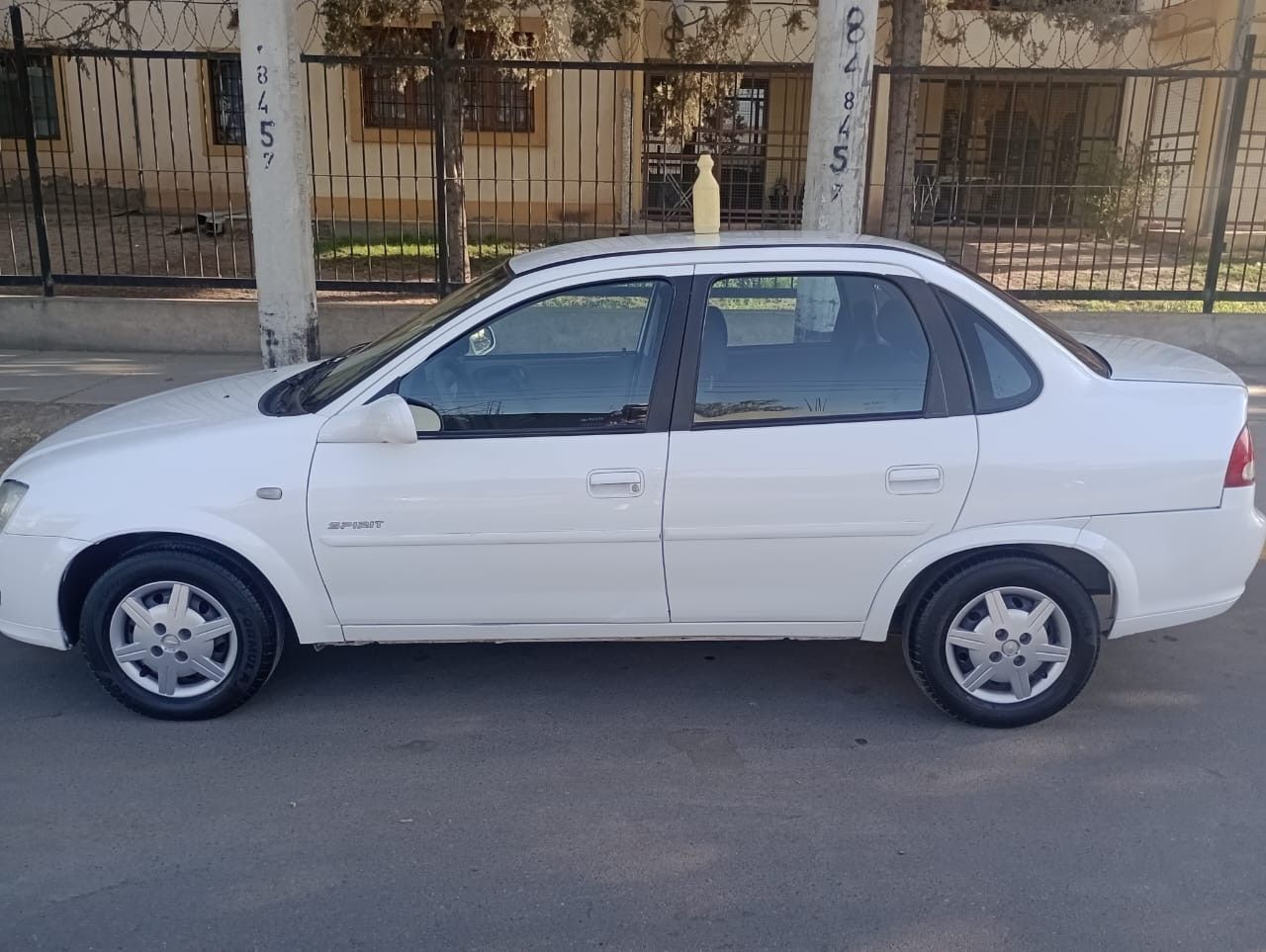 Chevrolet Classic Usado en Mendoza, deRuedas