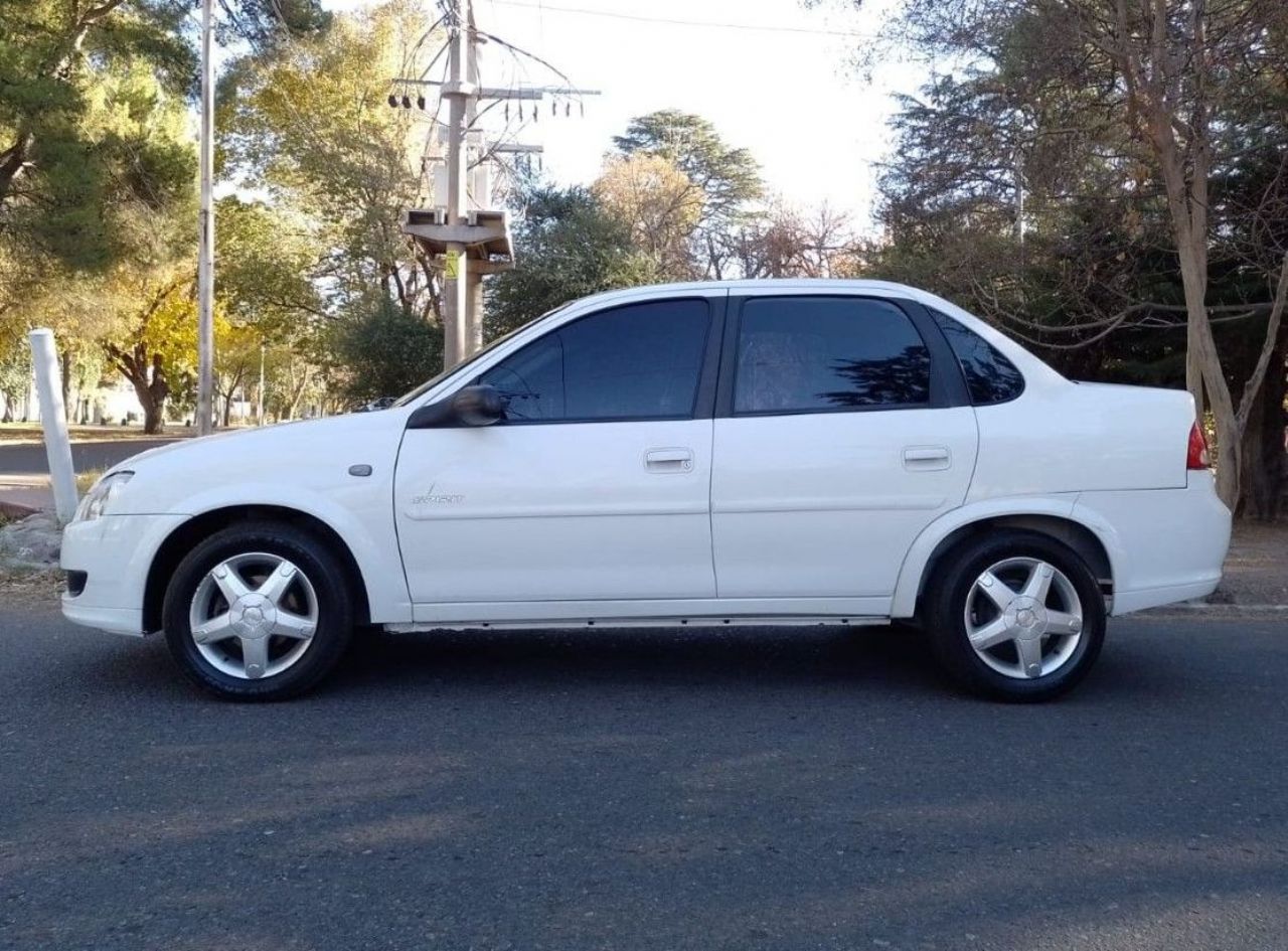 Chevrolet Classic Usado en Mendoza, deRuedas