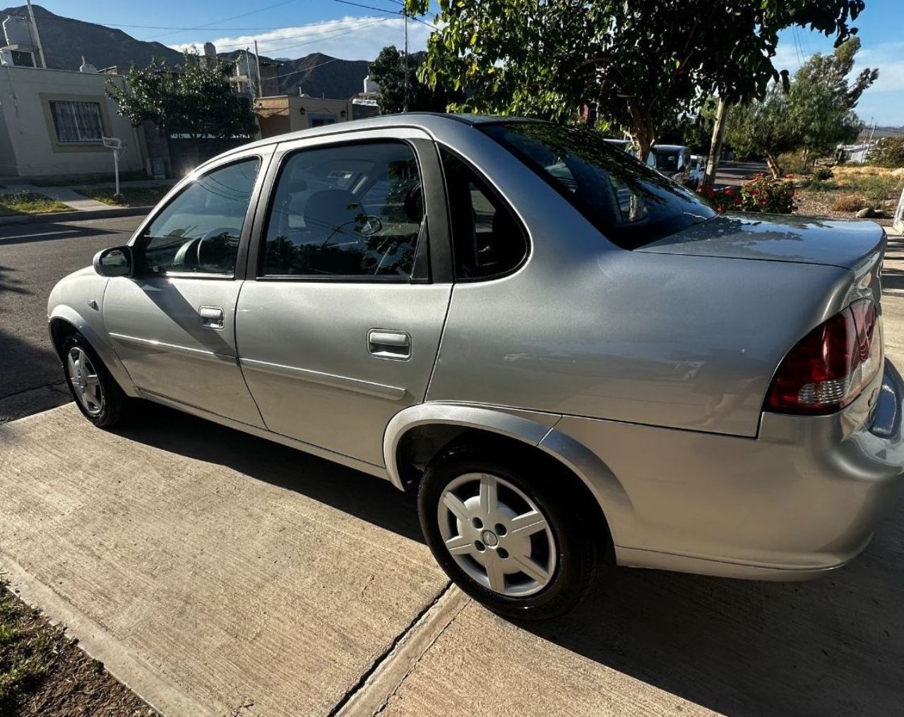 Chevrolet Classic Usado en Mendoza, deRuedas