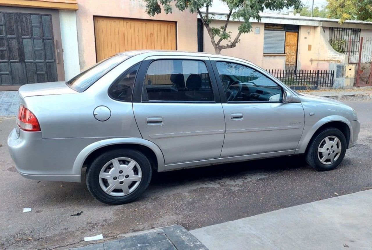 Chevrolet Classic Usado en Mendoza, deRuedas
