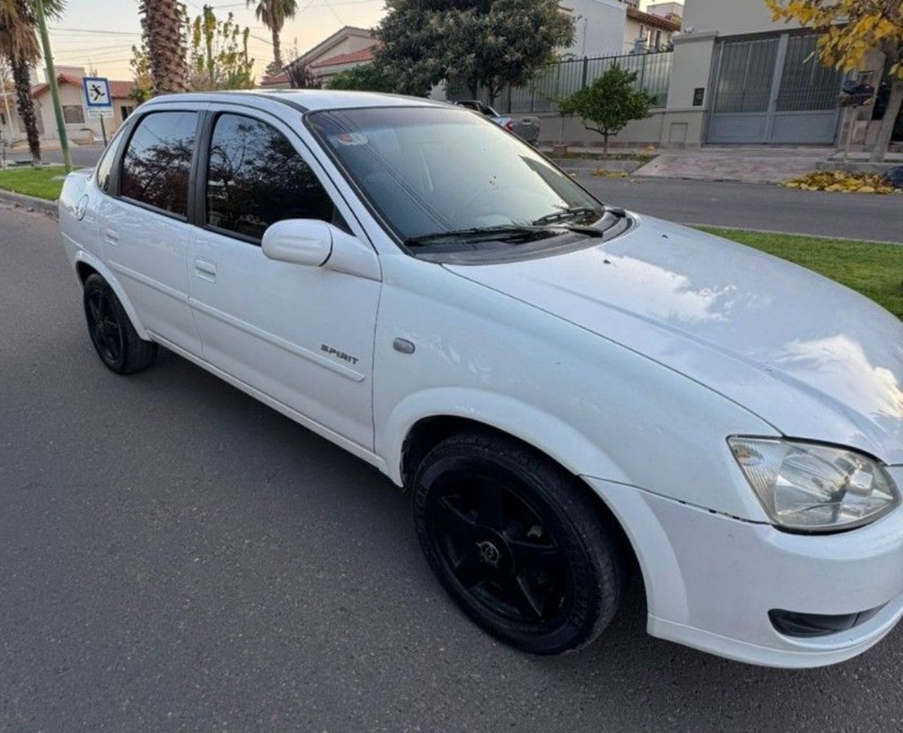 Chevrolet Classic Usado en Mendoza, deRuedas