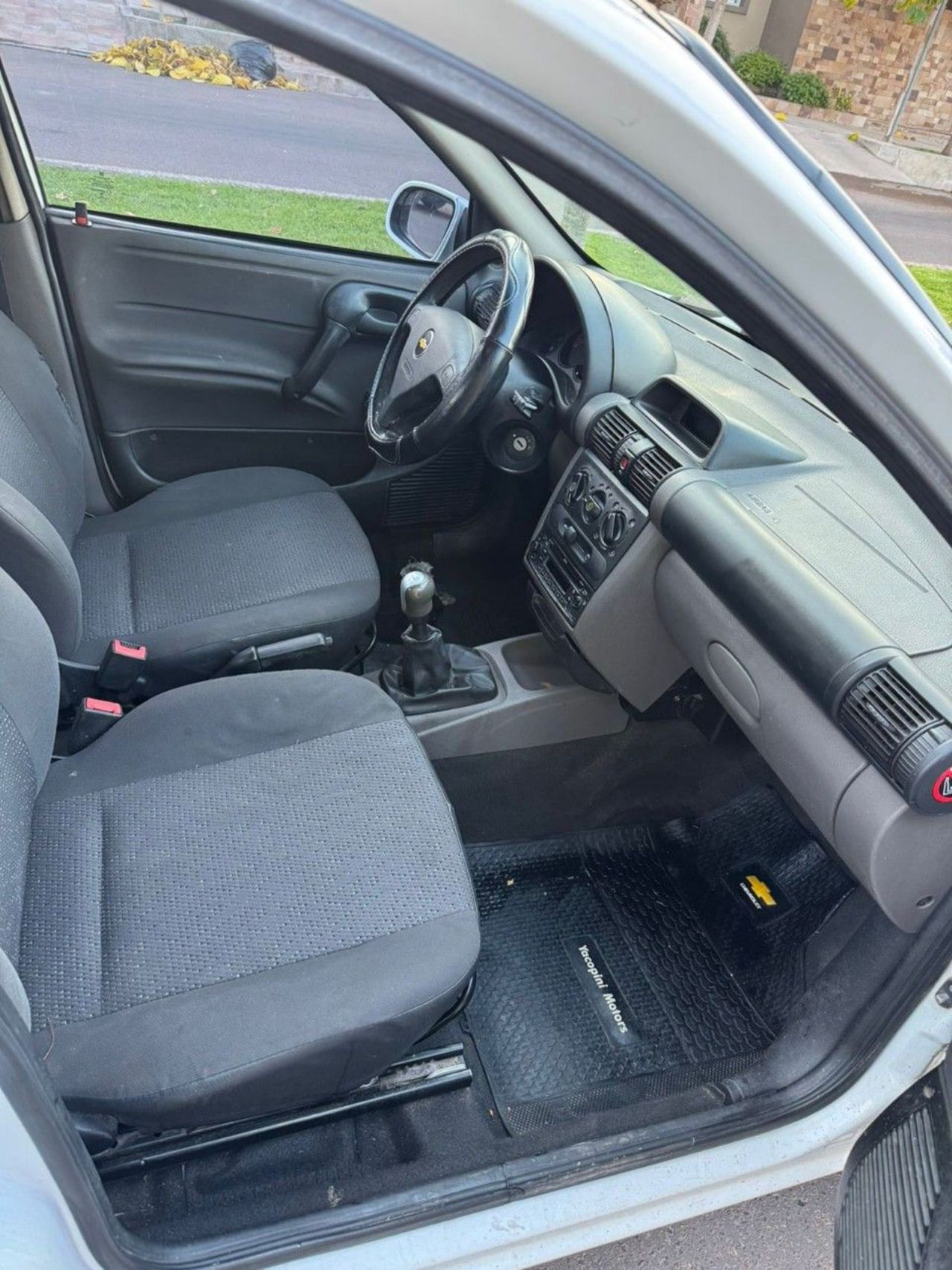 Chevrolet Classic Usado en Mendoza, deRuedas