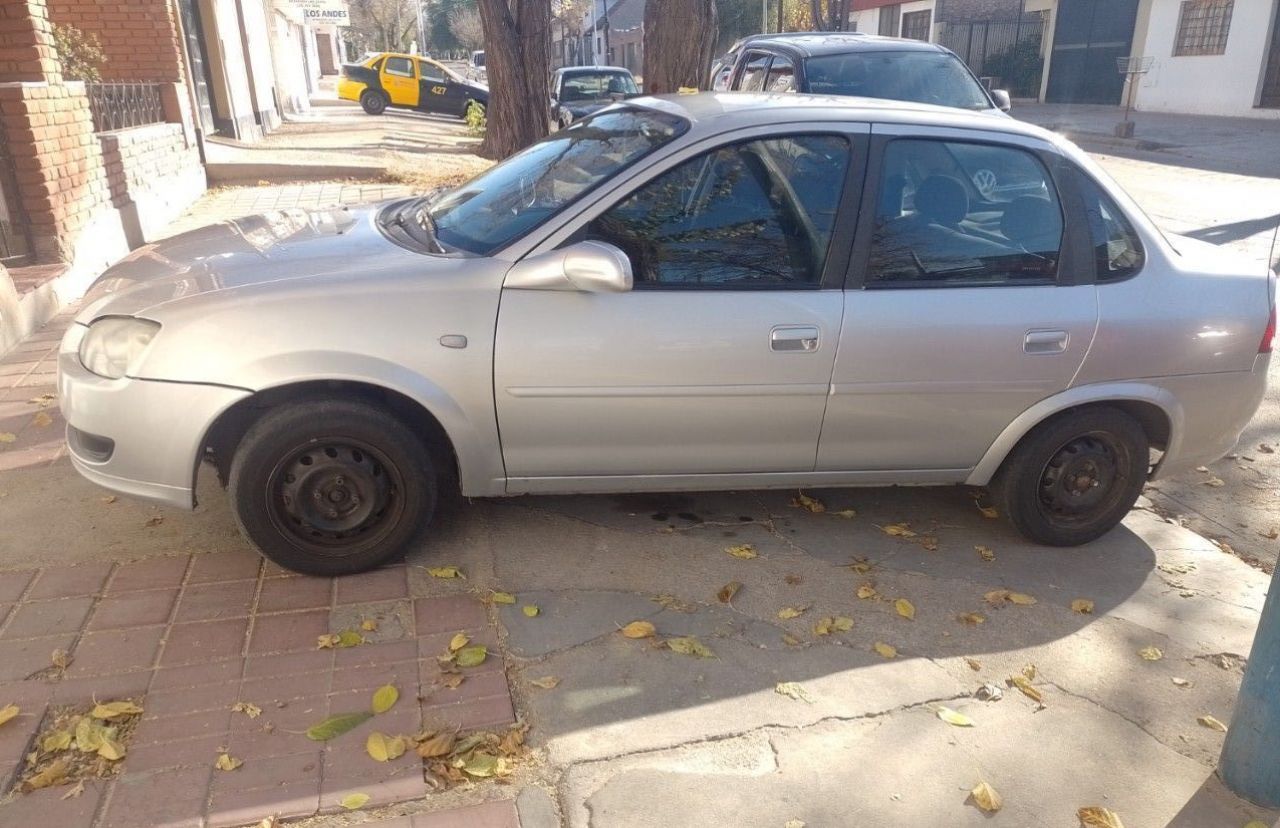 Chevrolet Classic Usado en Mendoza, deRuedas