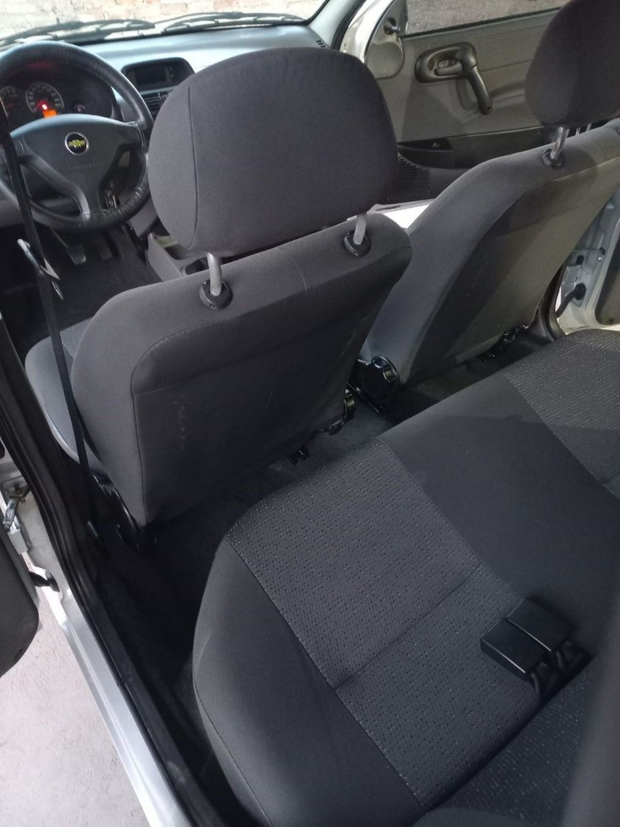 Chevrolet Classic Usado en Mendoza, deRuedas