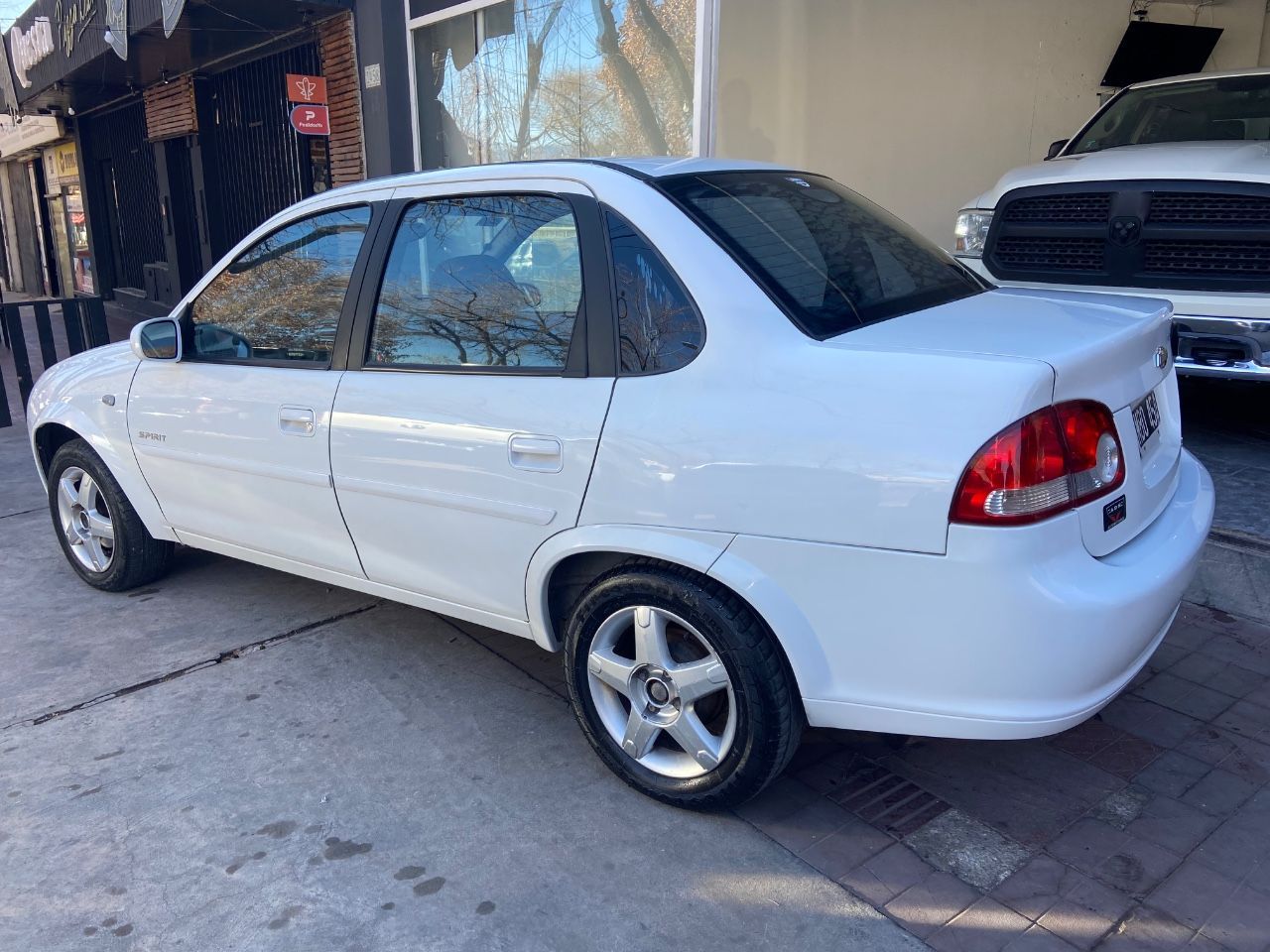 Chevrolet Classic Usado en Mendoza, deRuedas