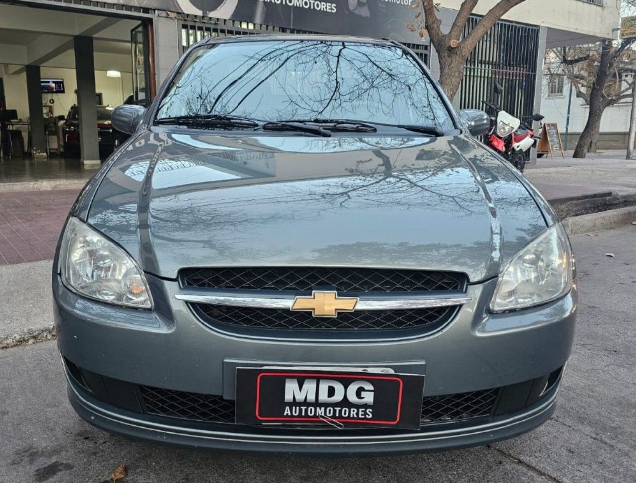 Chevrolet Classic Usado Financiado en Mendoza, deRuedas