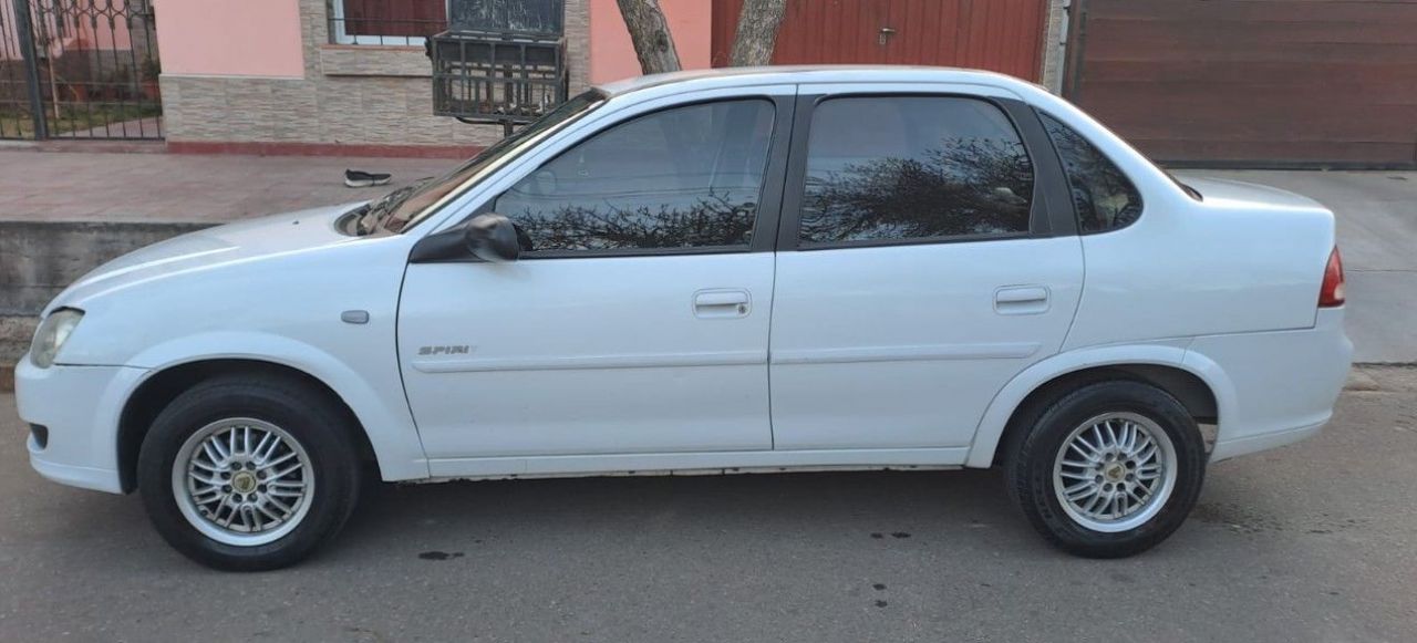 Chevrolet Classic Usado en Mendoza, deRuedas