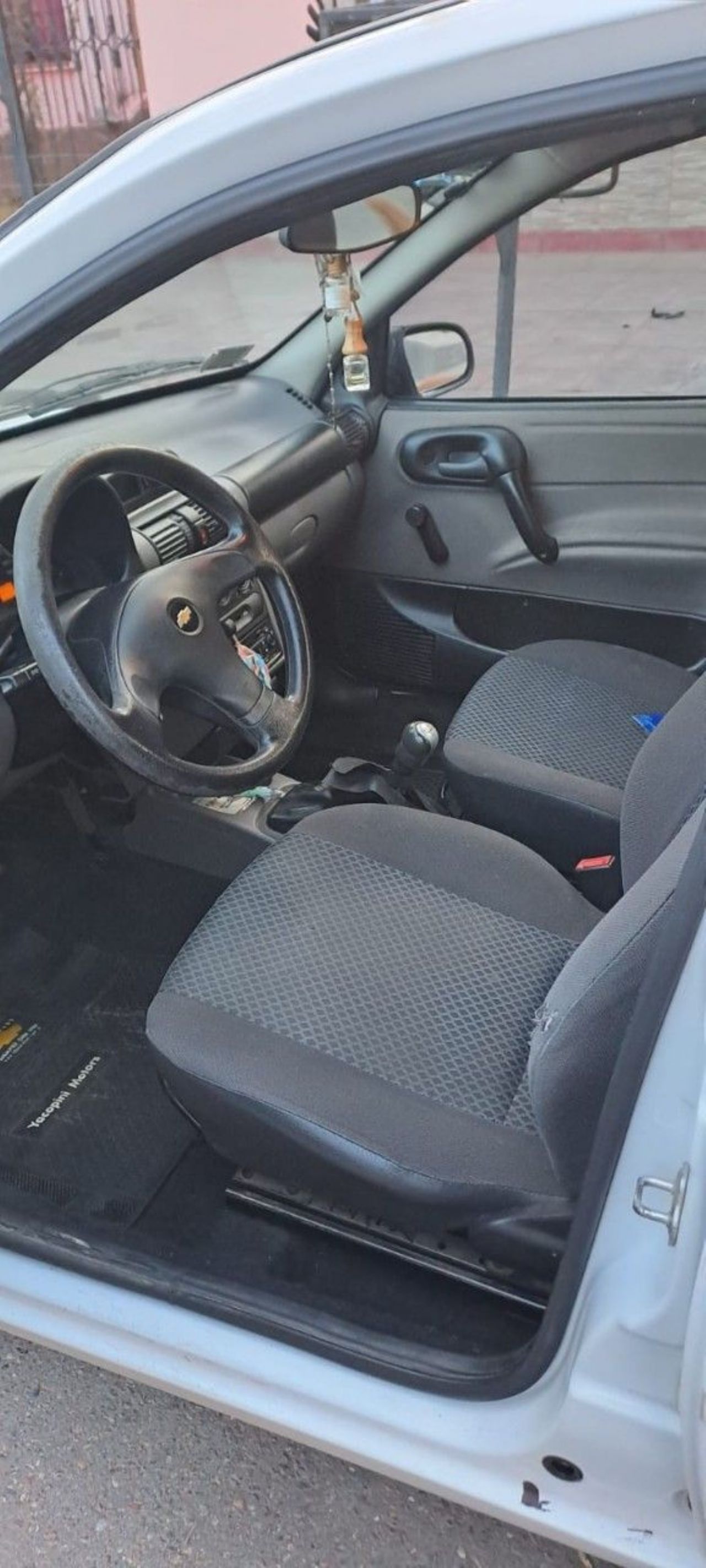Chevrolet Classic Usado en Mendoza, deRuedas