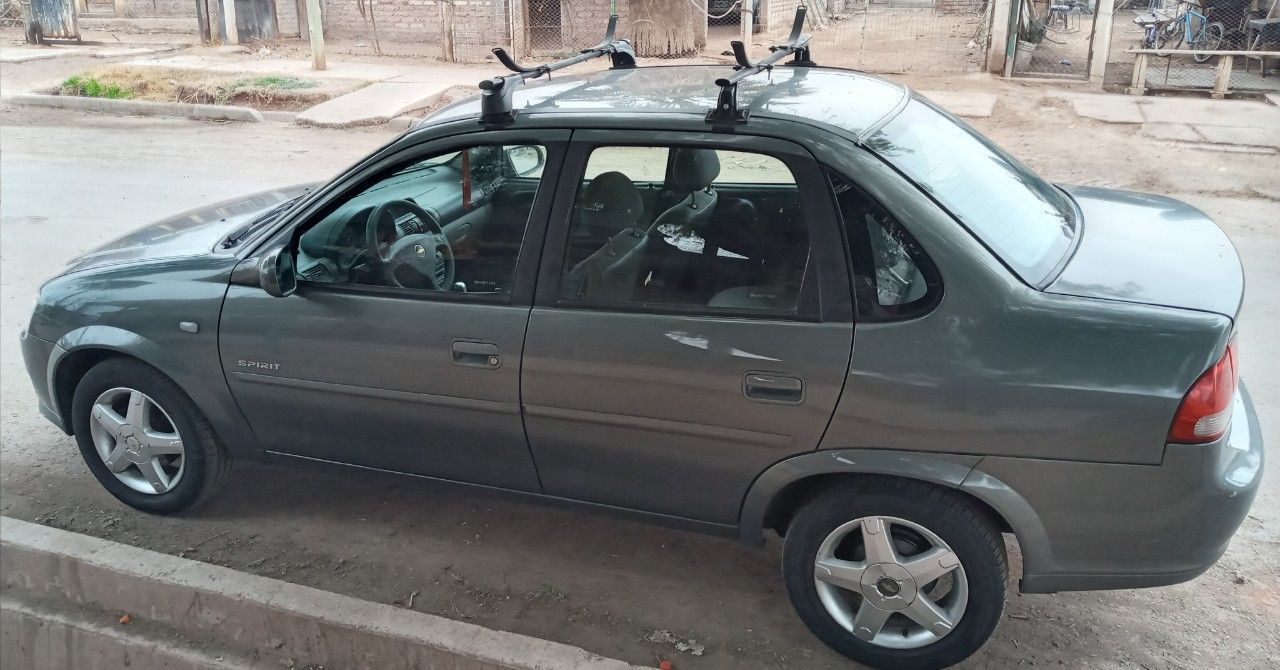 Chevrolet Classic Usado en Mendoza, deRuedas