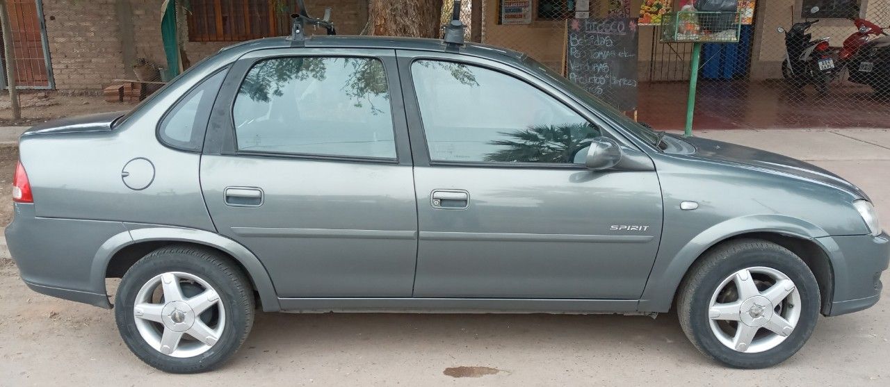 Chevrolet Classic Usado en Mendoza, deRuedas