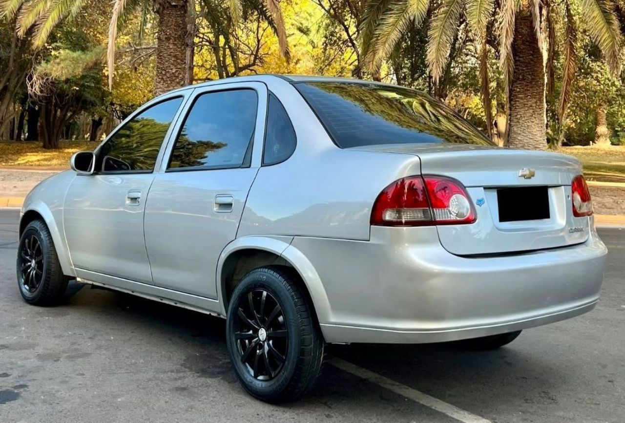 Chevrolet Classic Usado en Mendoza, deRuedas