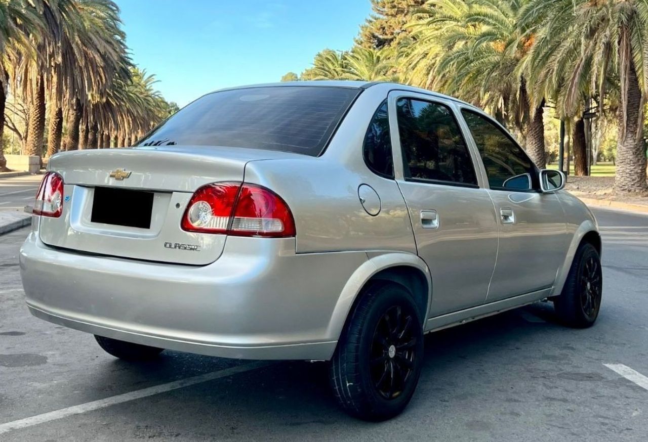 Chevrolet Classic Usado en Mendoza, deRuedas