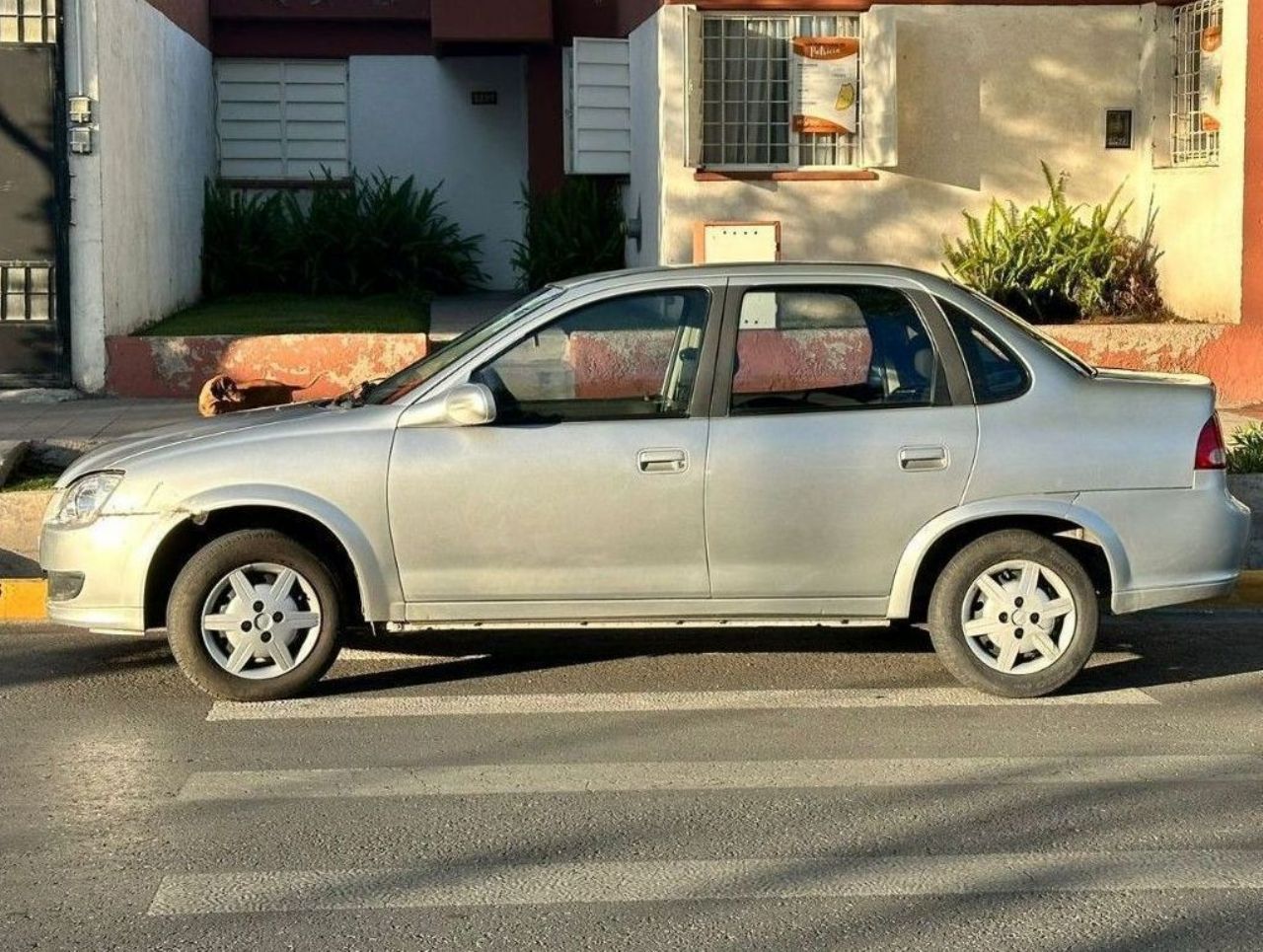 Chevrolet Classic Usado en Mendoza, deRuedas