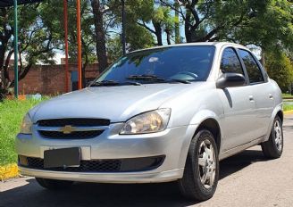 Chevrolet Classic Usado en Córdoba Financiado