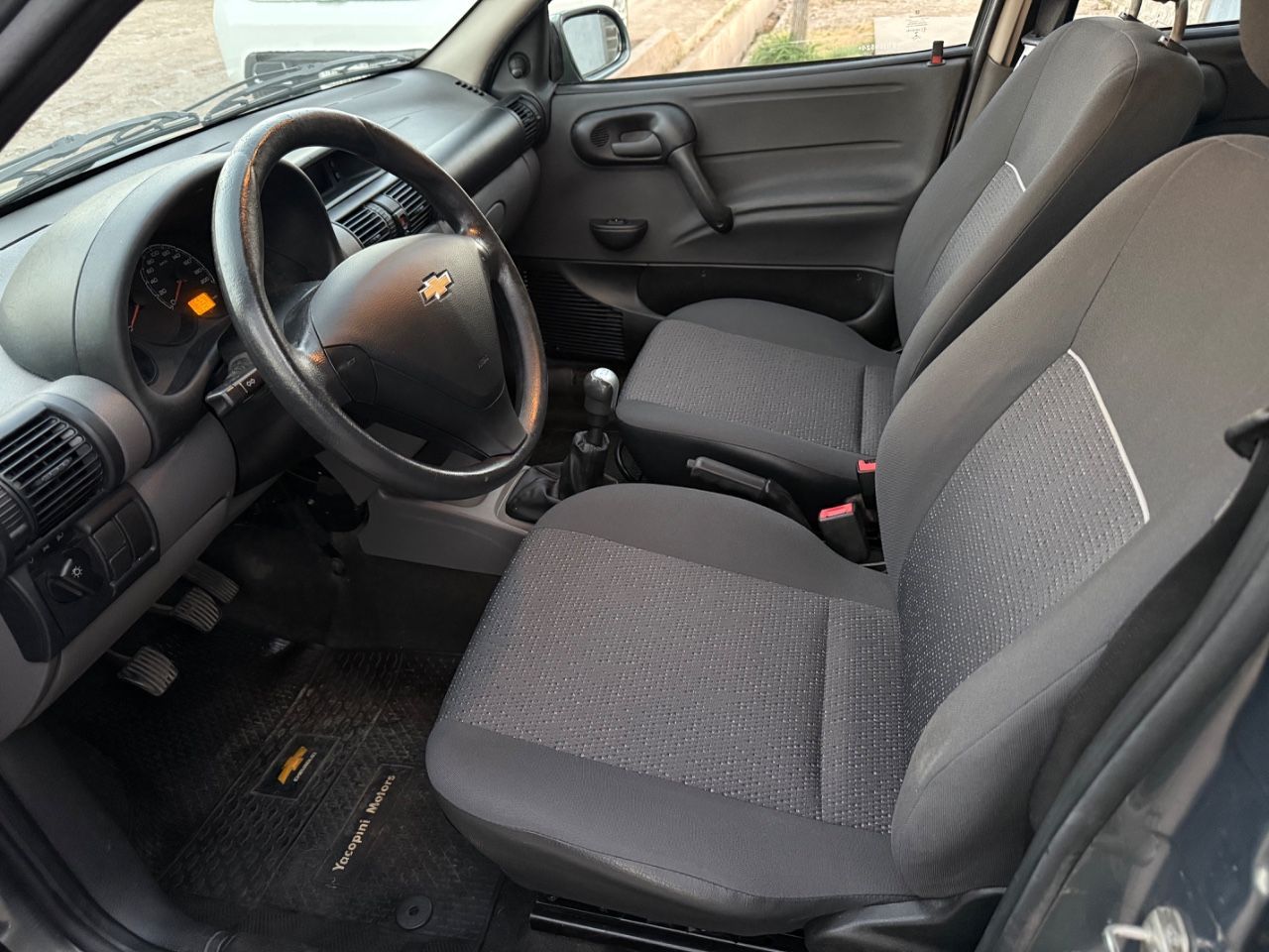 Chevrolet Classic Usado en Mendoza, deRuedas