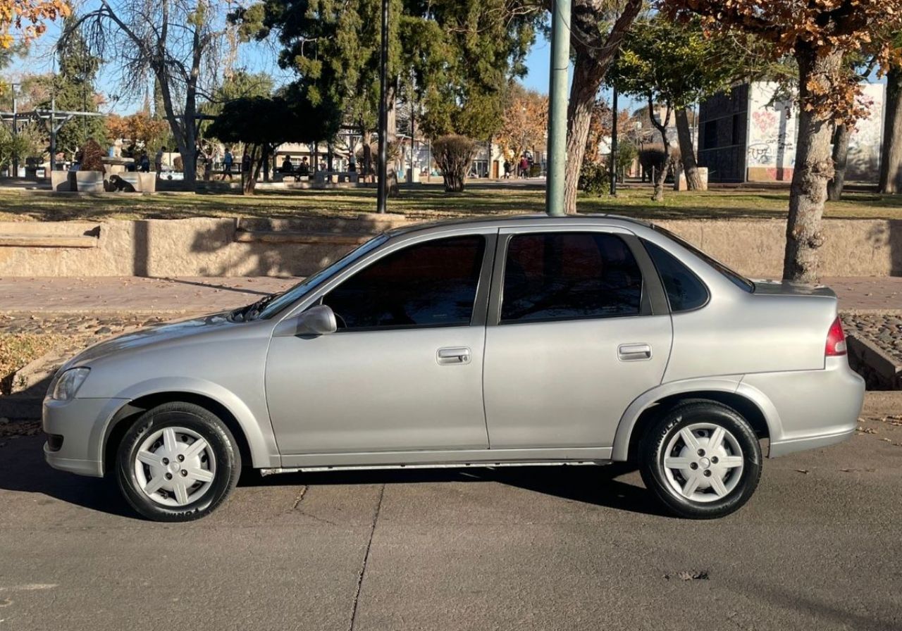 Chevrolet Classic Usado Financiado en Mendoza, deRuedas