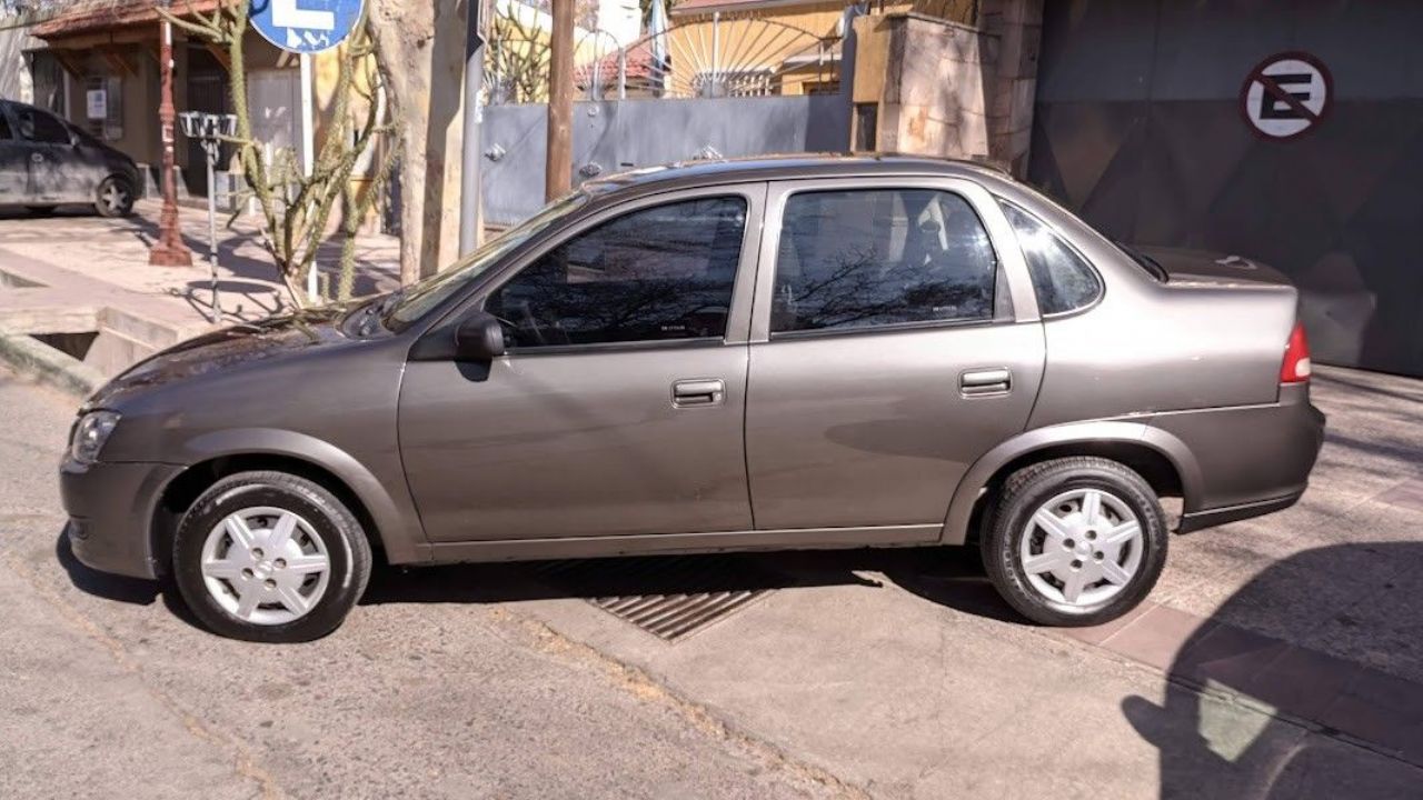 Chevrolet Classic Usado en Mendoza, deRuedas