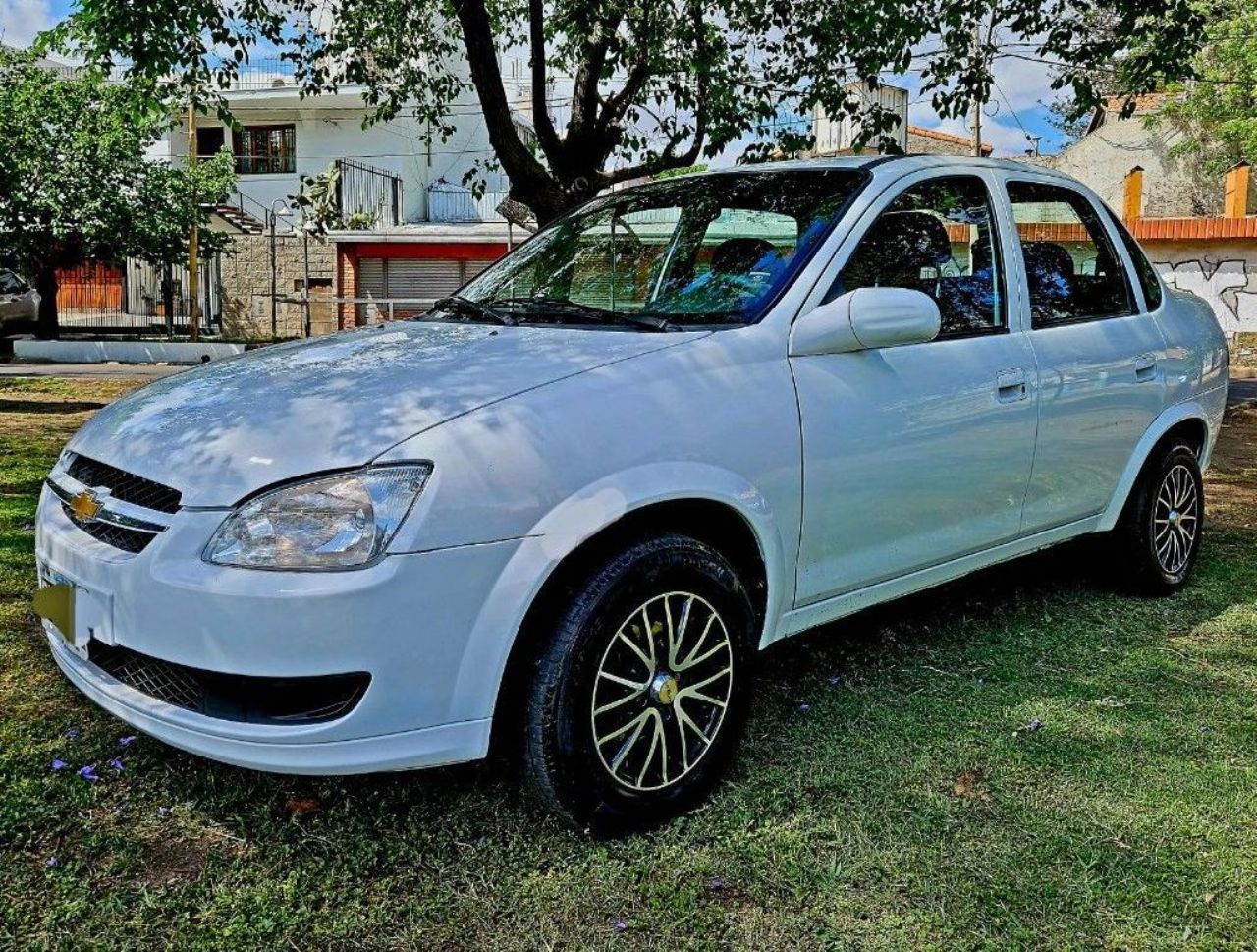 Chevrolet Classic Usado en Mendoza, deRuedas