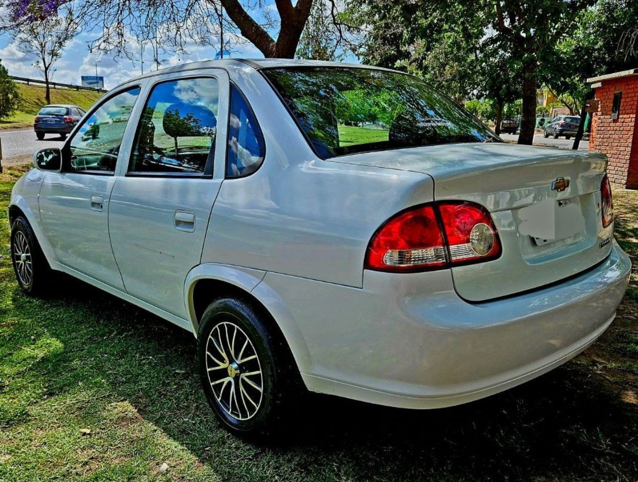 Chevrolet Classic Usado en Mendoza, deRuedas