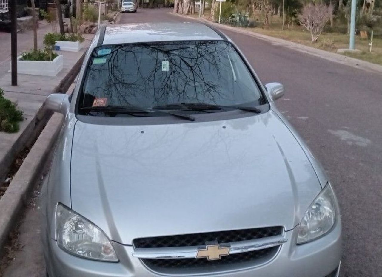 Chevrolet Classic Usado en Mendoza, deRuedas