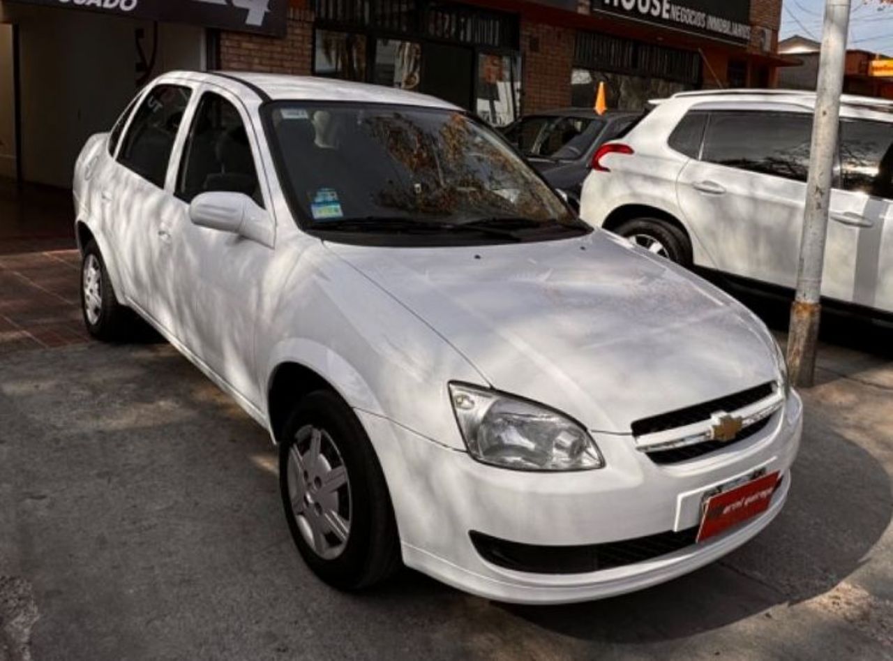 Chevrolet Classic Usado en Mendoza, deRuedas